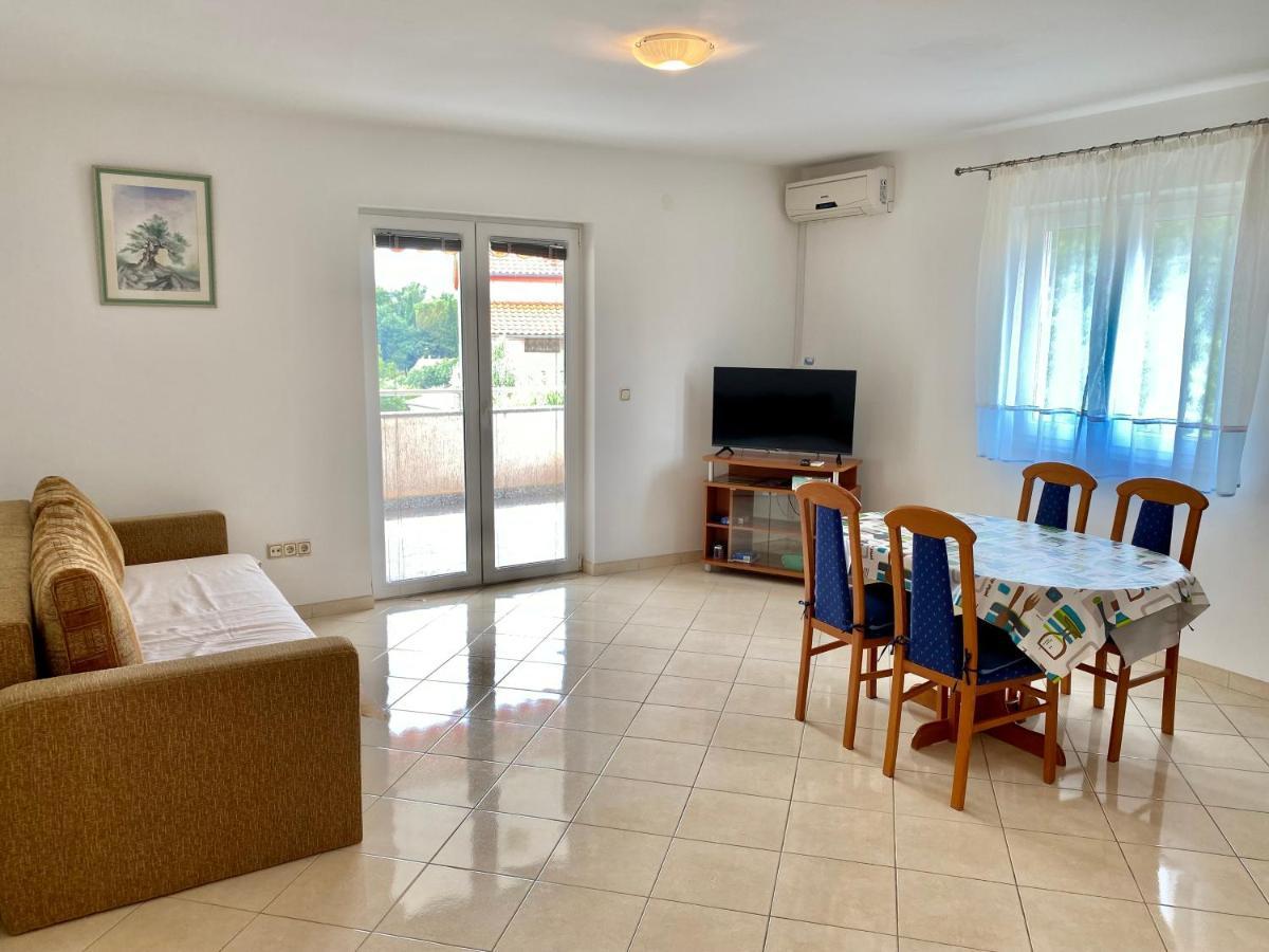 Apartments Malinska - apartment 4 Bagian luar foto